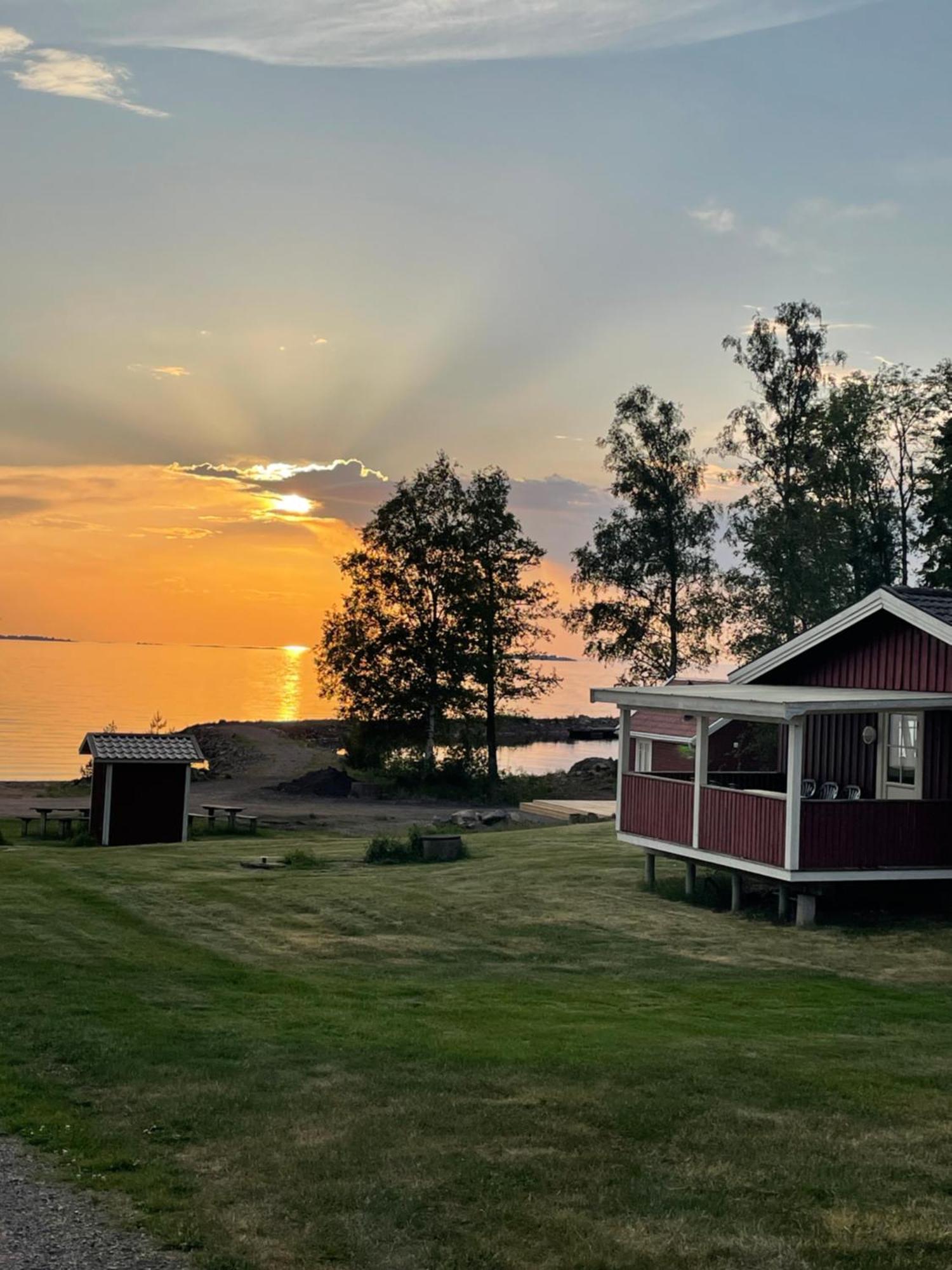 Askevikstugby Villa Sjotorp Exterior photo